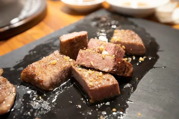 牛吉燒肉/仙台和牛專門店 - 和牛油花的功效之一