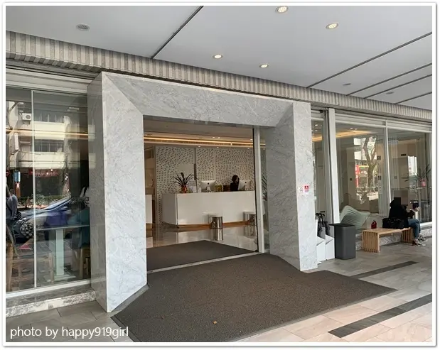 [台中]近金典綠園道/科博館/草悟道。房間明亮新穎。早餐時光不可錯過★卡爾登飯店台中館