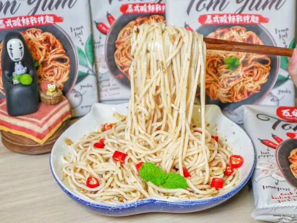 【宅配】在家也能享受到的酸辣好滋味～瓦城泰式酸辣乾拌麵推薦