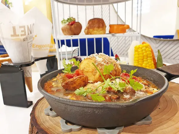 ♪中山站。英格莉莉輕食館♬ 好拍好吃的鳥籠三層下午茶