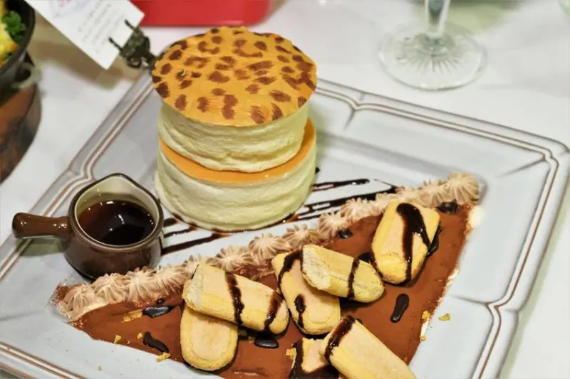 Engolili 英格莉莉｜必點豹紋提拉米蘇鬆餅！連男生都愛的各式調飲！中山網美店推薦、中山下午茶推薦、中山甜點推薦、中山飲料推薦、誠品南西美食推薦