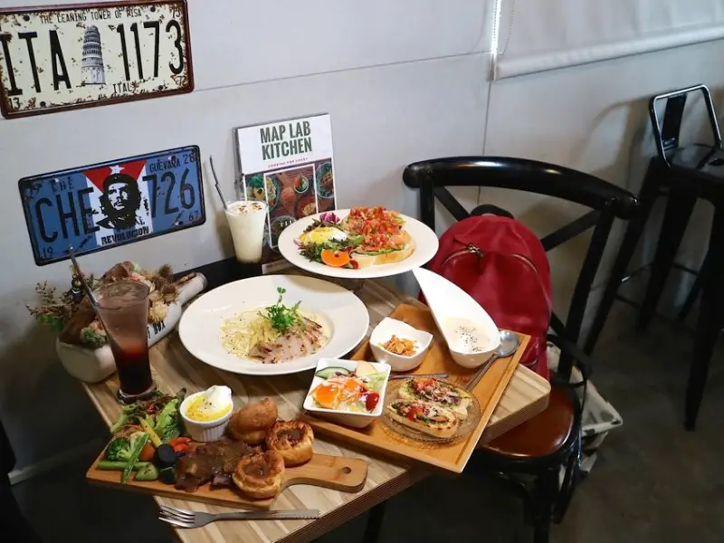 旅圖MAP LAB Kitchen無國界早午餐：健康低脂創意早午餐沙拉、義大利麵，無國界異國風料理讓你吃的健康又開心｜台南早午餐店家推薦 - 進食的巨鼠