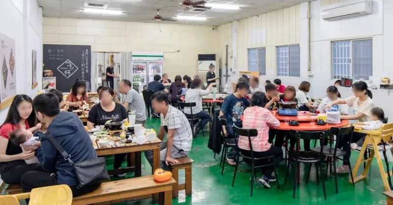 ㄎㄠ一杯超人氣熱炒，8菜1湯每人不用300元，就能品嚐專業台式老廚師的好手藝！