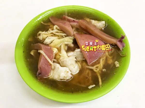 台中向上市場美食》台北太祖魷魚羹菜單價位大公開！從台北紅到台中料多味美的魷魚羹～台中中美街必吃美食小吃餐廳推薦。