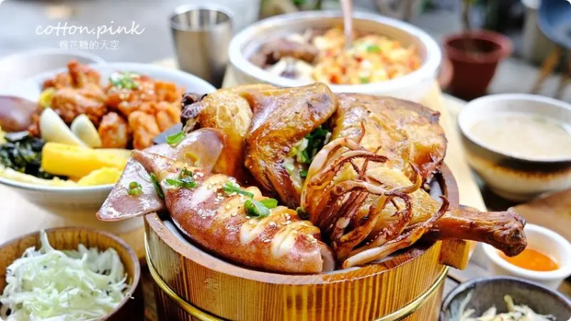 模範街浮誇系丼飯-半隻烤雞直接上桌不囉嗦，沐丼餐點大升級～小菜、生菜、飲料吃到飽！ - 棉花糖的天空