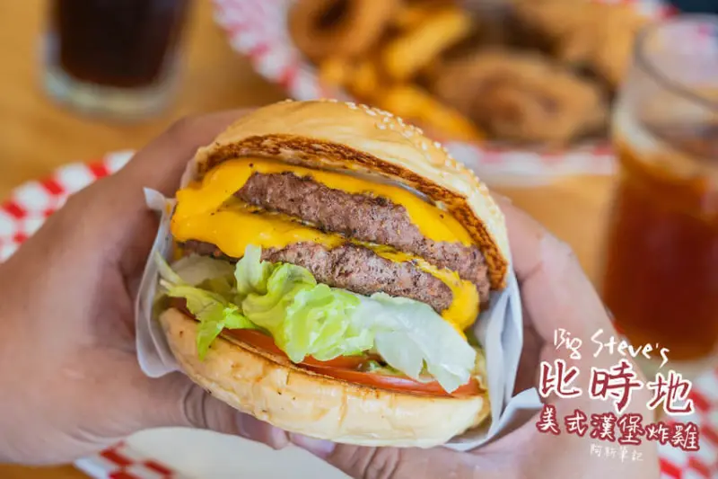 阿新筆記|藏在中興大學的美式餐廳，單點送薯條，套餐飲料無限暢飲～比時地美式漢堡炸雞
