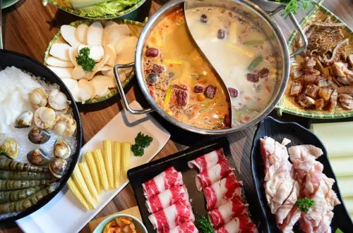 澎湖美食_巴適麻辣鍋│澎湖新開幕麻辣鍋，超濃郁口味，肉品、蔬菜多樣，飲料也非常不錯呢！ - 愛伊特candy的分享樂園