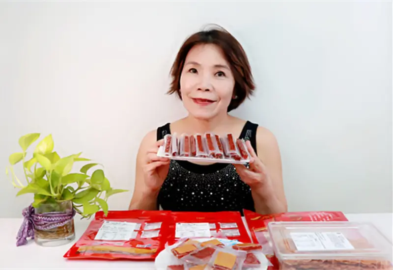 樂天宅配美食｜中秋送禮｜可味肉鬆肉乾｜邁入一甲子｜起司肉乾｜川辣肉乾條｜原味卡脆肉紙｜團購必揪｜樂天市場｜樂天點數｜1點等於1元