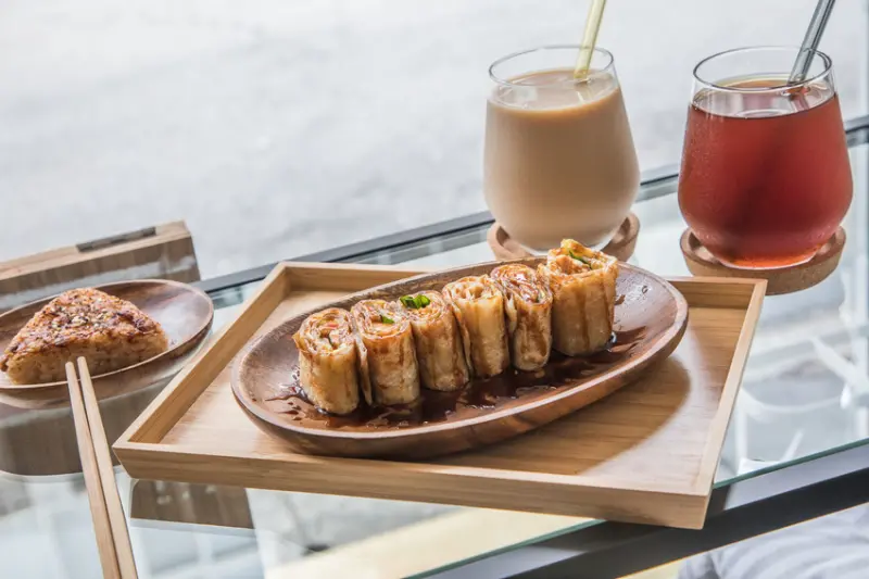 [台北大同]台北早午餐推薦！好拍小清新早餐店，手桿蛋餅、本丸有創意！沐沐家朝食（氵木氵木 · 家）MuMuJia - 大手牽小手。玩樂趣