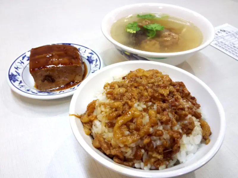 【新北市新店區 / 台灣小吃 / 捷運大坪林】圓環魯肉飯 新店遠東工業城 上班族午餐好鄰居