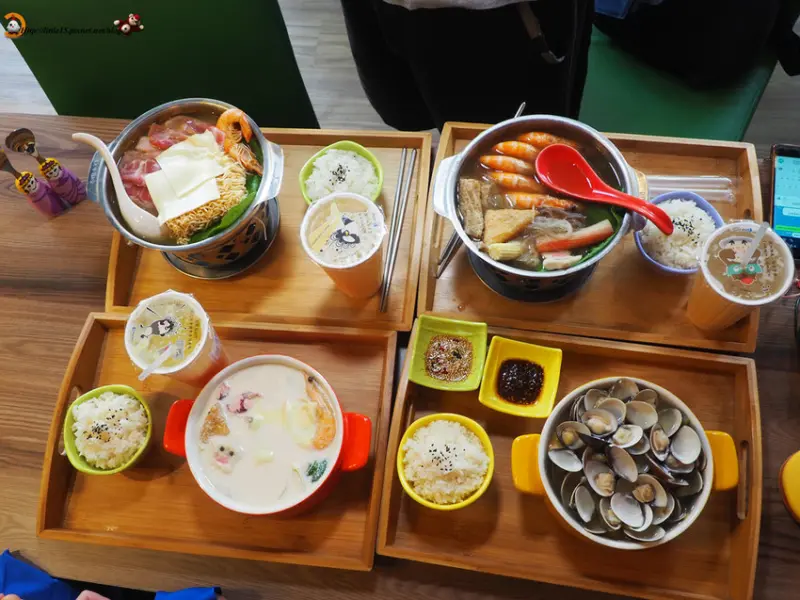 丰明小鍋嘉義林森店-小鍋霸主 蛤蠣山海爆爆鍋太驚人了 嘉義小火鍋/嘉義平價火鍋推薦