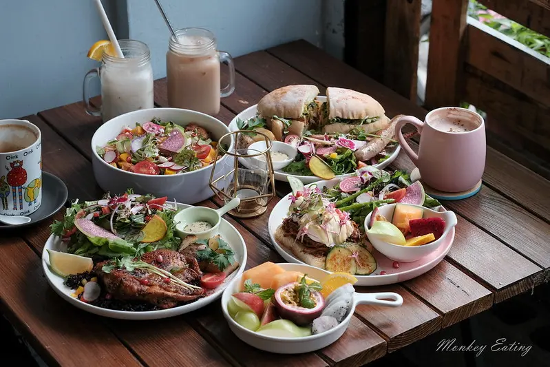 【台中西區】the.OZ│審計新村人氣澳式早午餐，嚴選新鮮食材，餐點繽紛豐富份量飽足~