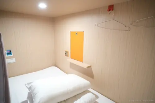 台中車站 | 旅巷自在輕旅 Loosha Hostel 質感與 C/P 值兼具的青年旅館！