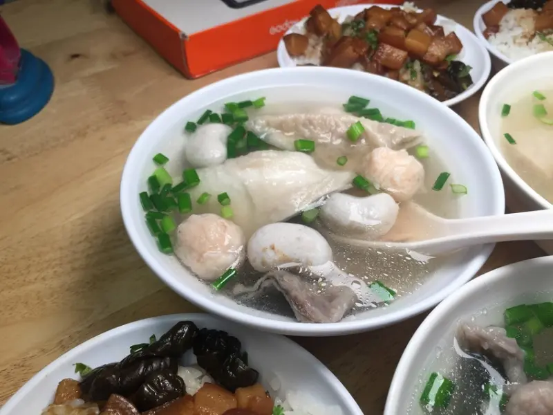 【台南食記】中西區｜劉姓家族家傳美食｜永記虱目魚丸｜勞工的早午餐｜台南小吃
