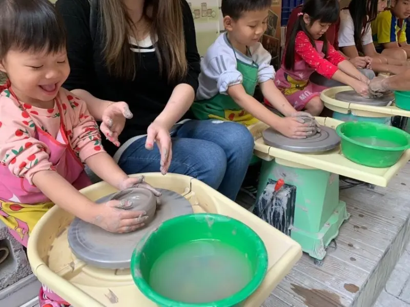 【台南遊記】安平｜安平陶坊｜CP值超高親子DIY｜本文照片紀錄極多因為太好玩啦!
