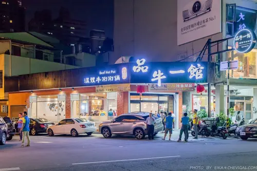 品牛一館溫體牛涮涮鍋新開幕！用餐人潮滿滿滿，想吃特級油花牛肉還要看緣份～