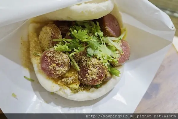 台北松山區｜旺包包旺 台灣刈包One bao，價格親民又可以吃很飽，每周都要來吃上一次(附菜單)！