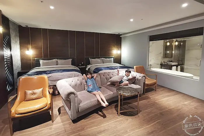 【文末抽住宿券】朝聖高悅酒店▋北港朝天宮旁古典歐風酒店，樓下就是逛老街吃美食好地點，免費停車場，國旅卡、軍公教優惠輕食，大廳咖啡區還有附贈豐富早餐特餐