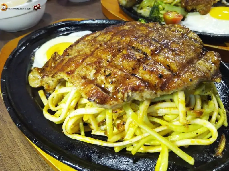 感性牛排 加麵免費 不用重組肉 台南平價牛排推薦 