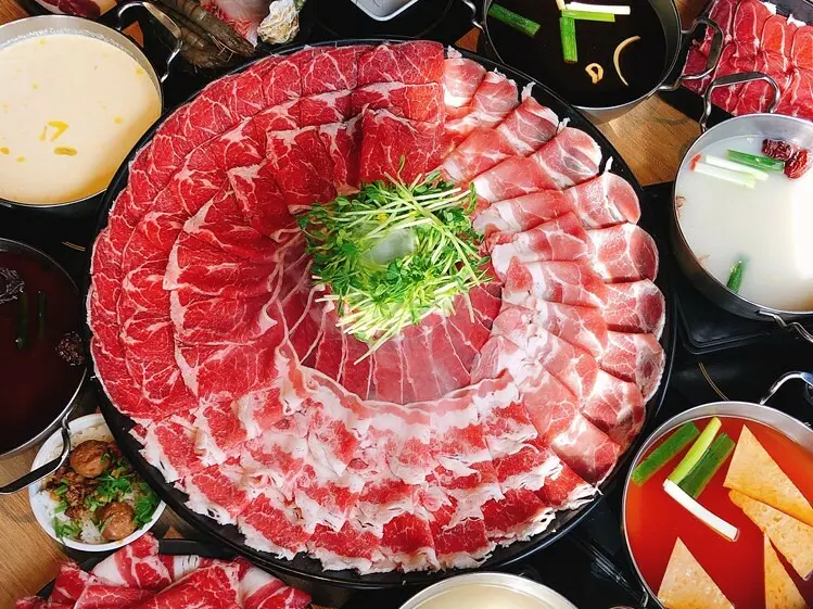 鬥牛士二鍋-桃園ATT筷時尚店-壽喜燒-吃到飽-小火鍋 @跟著Julie一起走吧