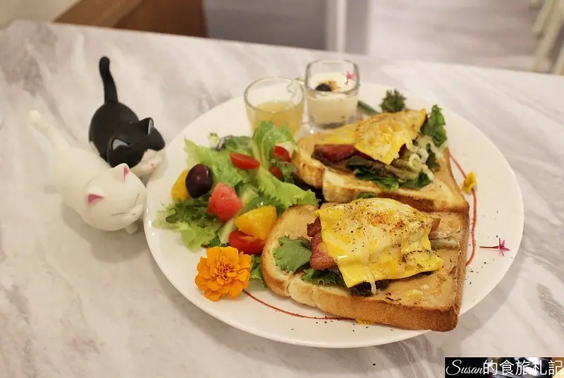 松山下午茶|夏綠地咖啡Charlotte Cafe現點現作的義大利麵、燉飯及輕食下午茶，手作米鬆餅好吃又好拍 捷運中山國中站步行3-5分鐘