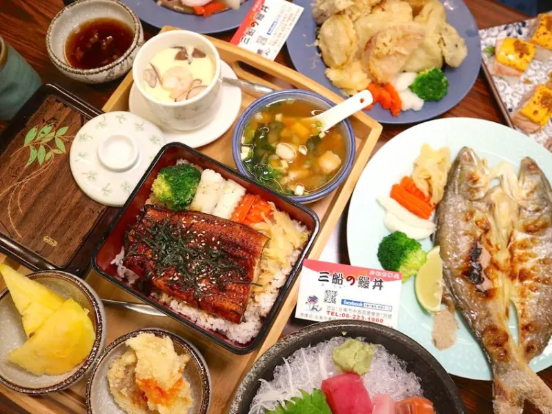 三船の鰻丼-康樂店：嘉義來的日本料理店，大推鰻魚丼飯，加一百元升級套餐多了茶碗蒸.前菜.涼拌.甜點｜近中國城.海安中正商圈，台南聚餐餐廳推薦 - 進食的巨鼠