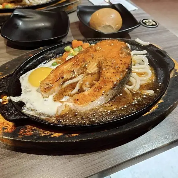 新北三峽孫東寶牛排館北大店~大熊櫻花林賞花不必跑遠~