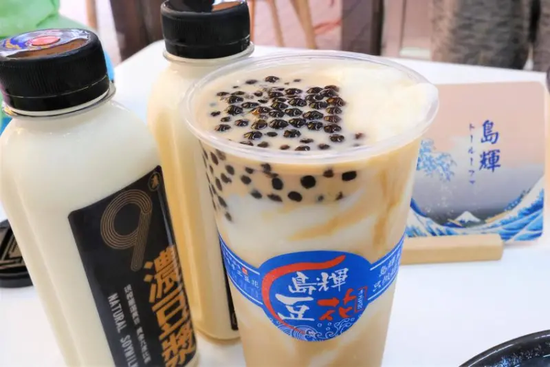 島輝豆花｜奶茶控不能錯過的珍珠奶茶豆花！超濃郁豆漿人手一杯！台中在地人都知道的連鎖豆花店！台中豆花推薦、台中甜點推薦、台中美食推薦、台中小吃推薦、潭子美食推薦、潭子小吃推薦、潭子甜點推薦