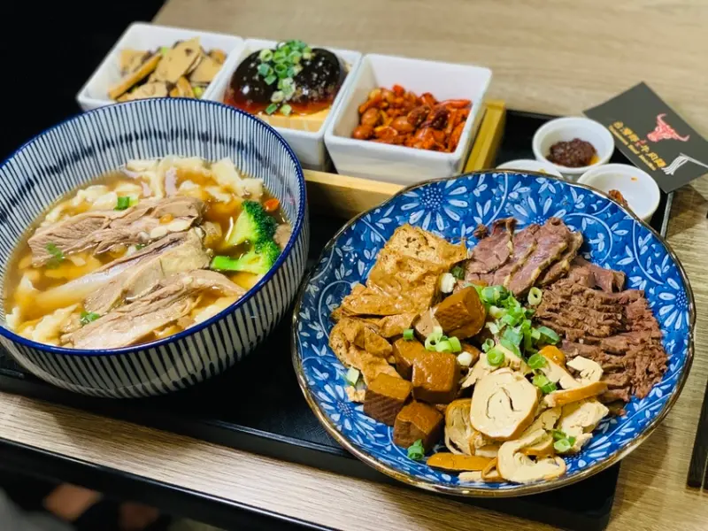 中山區牛肉麵推薦~吉林路美食商圈"台灣郎正宗牛肉麵",每碗用心製作的料理在入口的瞬間讓您一嚐就感動,捷運松江南京站