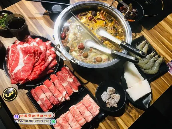 [食]三峽蒙古紅蒙古麻辣鴛鴦鍋吃到飽 心目中第一名的蒙古湯甘醇好喝