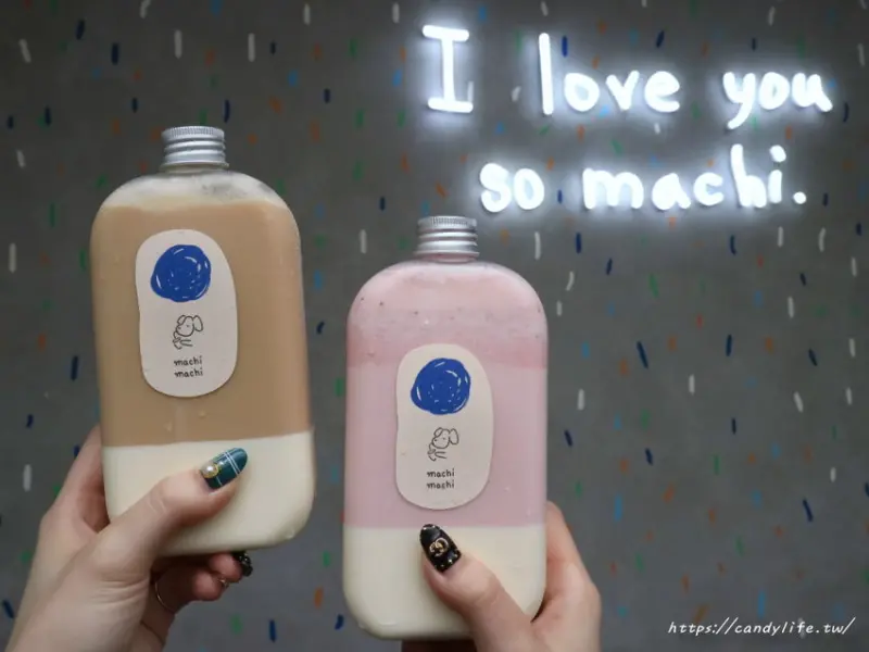 台中美食│麥吉machi machi台中店開幕！飲料、裝潢超可愛，台中最新IG打卡點～