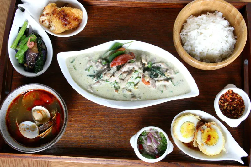 【嘉義餐廳】泰一定食，可以一個人吃的泰式定食