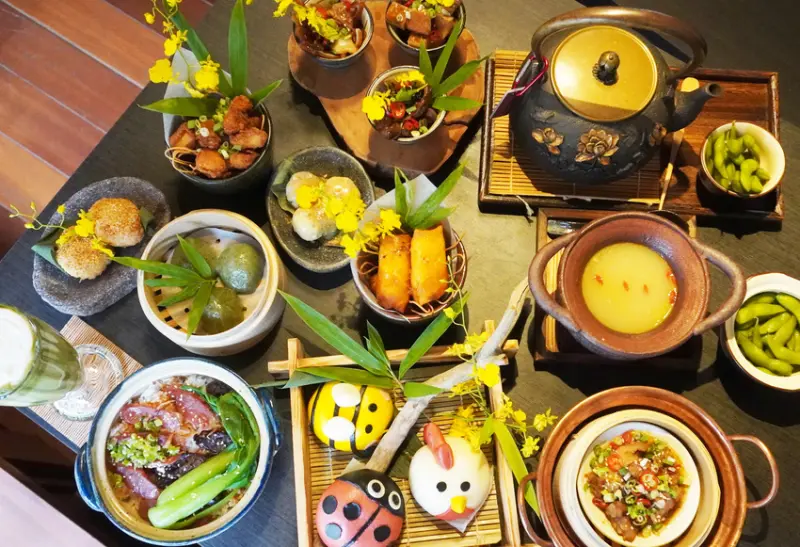 【就是愛美食桃園】青沐煮雨·人文茶館，在城市裡享受優雅的午茶時光。桃園77藝文町，洋溢日式風情