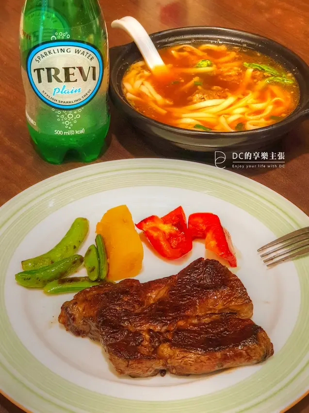 吃在台中 公益路牛排麵 牧穀禾牛 招牌炭烤熟成牛排加牛肉麵 菜單品項調整 價格更優惠 組合價199元起