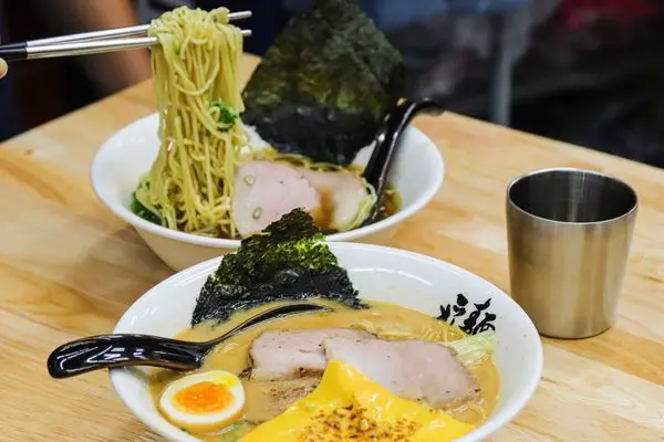 【高雄‧食記】麵柒八-- 只賣宵夜場的路邊攤日式拉麵