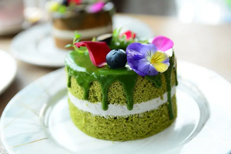 【宜蘭礁溪│美食】瑪德琳Café de Madeleine。礁溪下午茶推薦，空中花園歐風佈置好拍又好吃