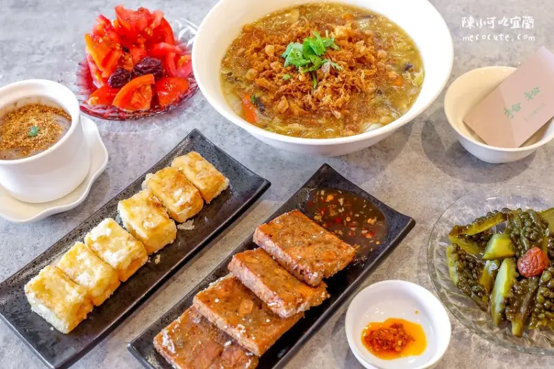 平日中午大客滿，宜蘭小吃一次網羅～拾松小吃專門店