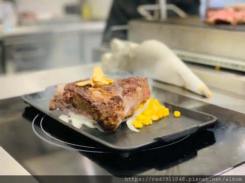 新開店~日本最大牛排連鎖店「いきなり!ステーキ」 IKINARI STEAKT進駐南港CITY LINK~6/11正式開幕~