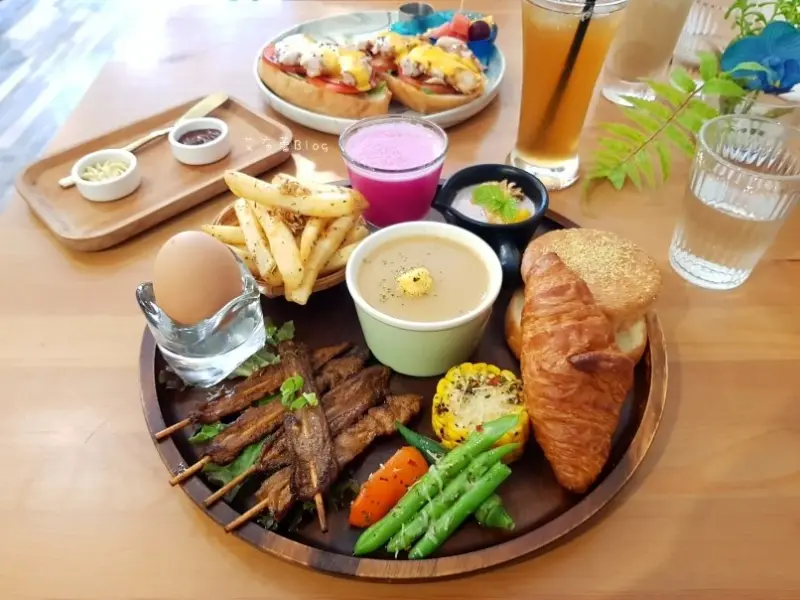 《高雄美食》ALOHA Eatery & Catering❤放假的節奏~濃濃夏威夷海洋風小飯館｡