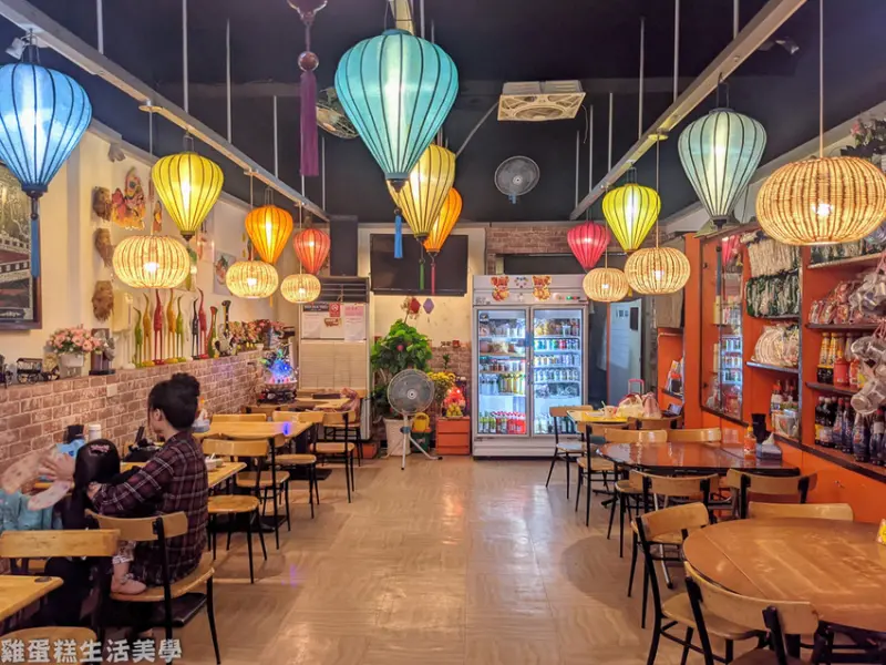 【桃園食記】中壢鳴心越南小吃 - 車站附近的道地越南河粉