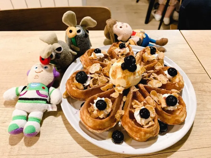 【食記】基隆市-仁愛區║暖日咖啡➽可愛的史奴比拉花