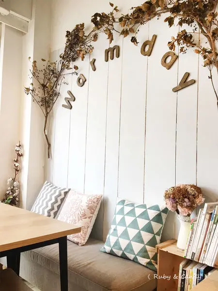 【暖日咖啡warm day cafe】基隆仁愛區_可愛風平價美食咖啡廳_麻吉鬆餅&手繪創意飲品