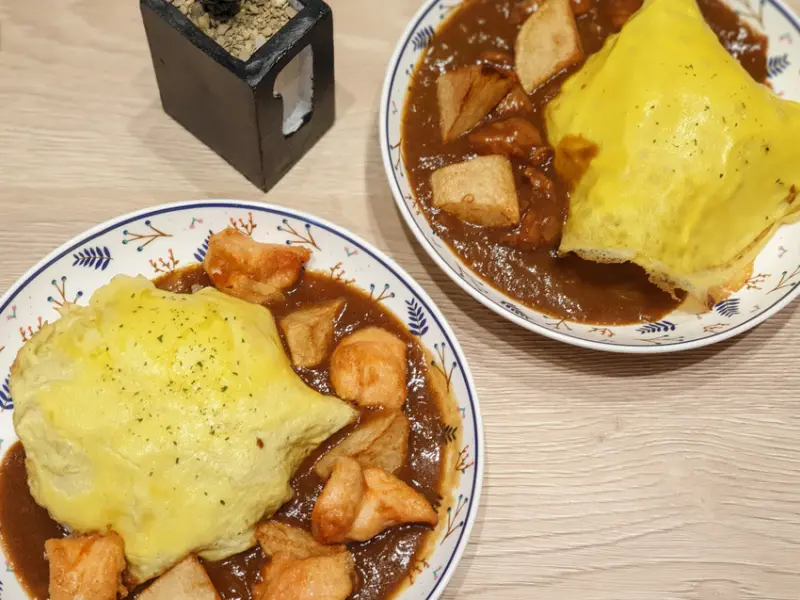 高雄美食||前任炸貨店 x Curry-找回自己喜愛的事情重新出發，吃咖哩還能解憂愁 ||鳳山區、平價美食、咖哩飯
