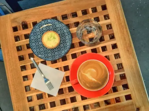 【桃園│南崁美食】参拾貳號豆倉 No.32 Cafe│咖啡飄香的溫馨小閣樓