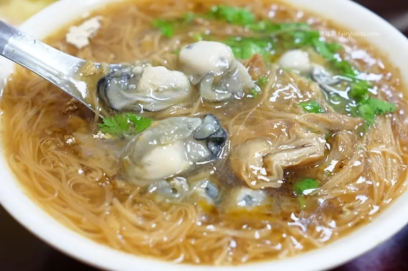 網友驚呼：「吃過最好吃就是這家」，隱藏版麵線躲這裡，還有免費紅茶無限喝到飽！ @蹦啾♥謝蘿莉 La vie heureuse