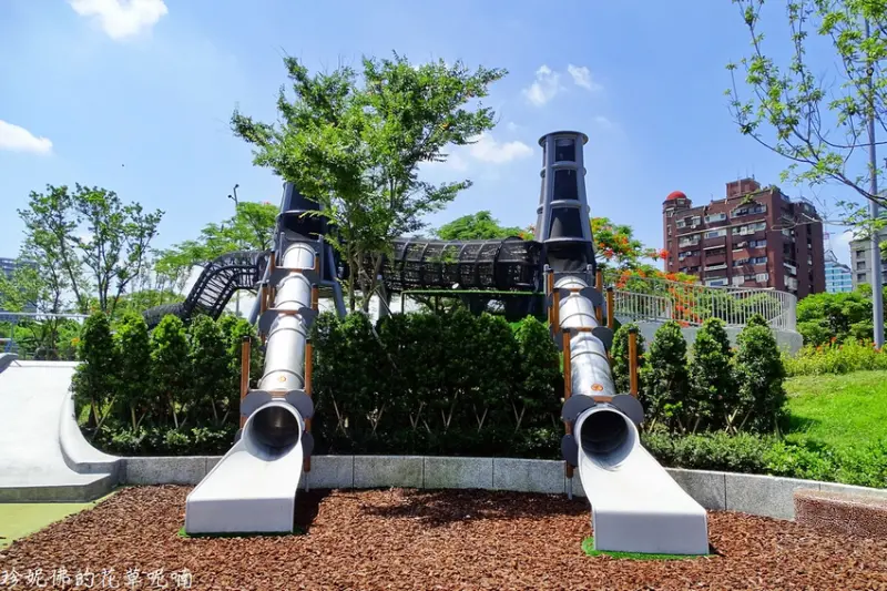 【台北-中正區】華山大草原遊戲場&中央藝文公園荷花池賞荷｜華山1914文創園區
