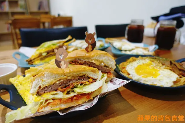 [食記] 新竹東區 - Sean&Carrie Breakfast 吐司盒子 熱壓吐司外皮香脆 內餡清爽豐富 百元義大利麵套餐 早午餐新選擇 新竹美食 早餐早午餐