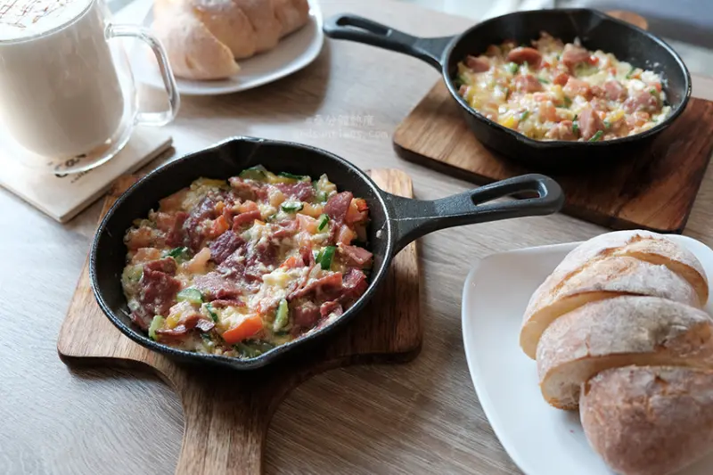 【台北】Caviar café+ brunch 魚子醬咖啡｜中正區｜柴犬咖啡廳，輕食早午餐 - 桑分鐘熱度