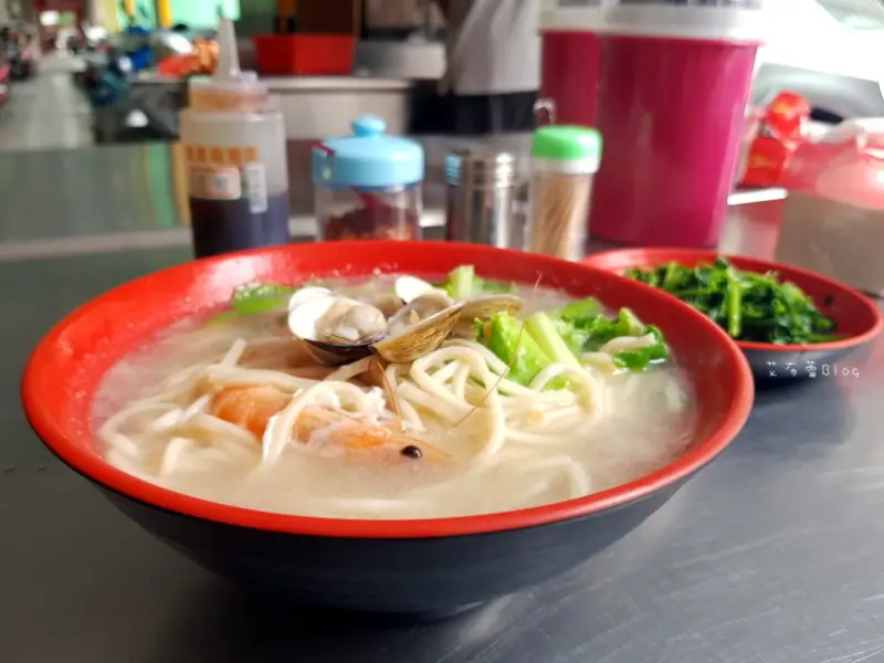 《高雄美食》海南霞鍋燒海錦麵❤鍋燒用料實在，海鮮新鮮！