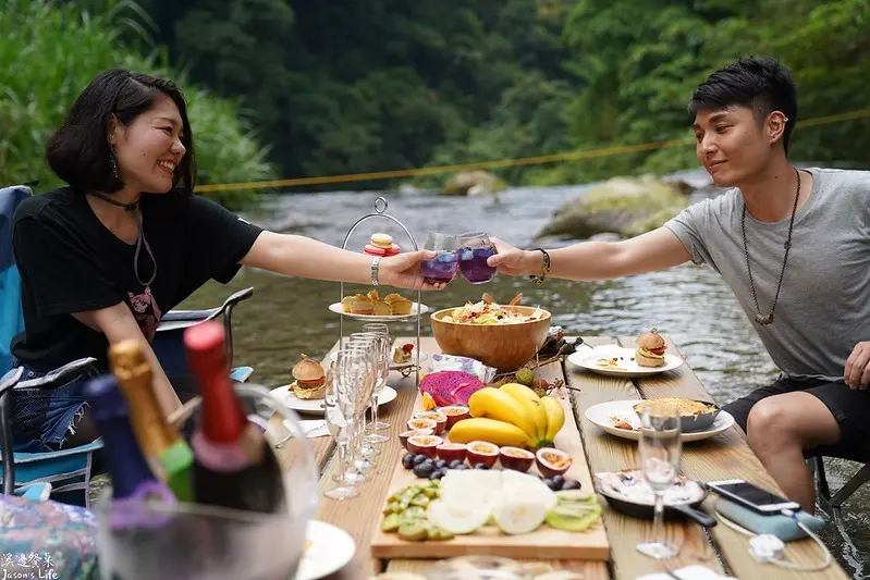 【花蓮壽豐│美食】溪畔餐桌。溪流秘境豪華BBQ，專人搭帳、準備食材，小孩玩水大人溯溪釣魚